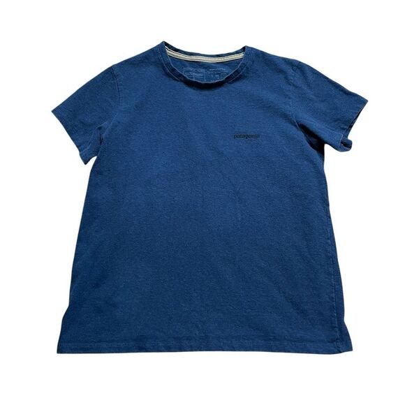 Patagonia Navy Blue Short Sleeve Tee with Logo Size Small - Picture 2 of 3